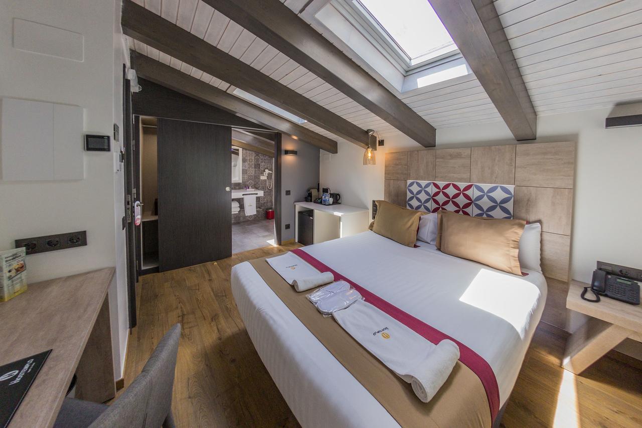 Hotel Boutique Hostemplo Sagrada Familia Barcellona Esterno foto